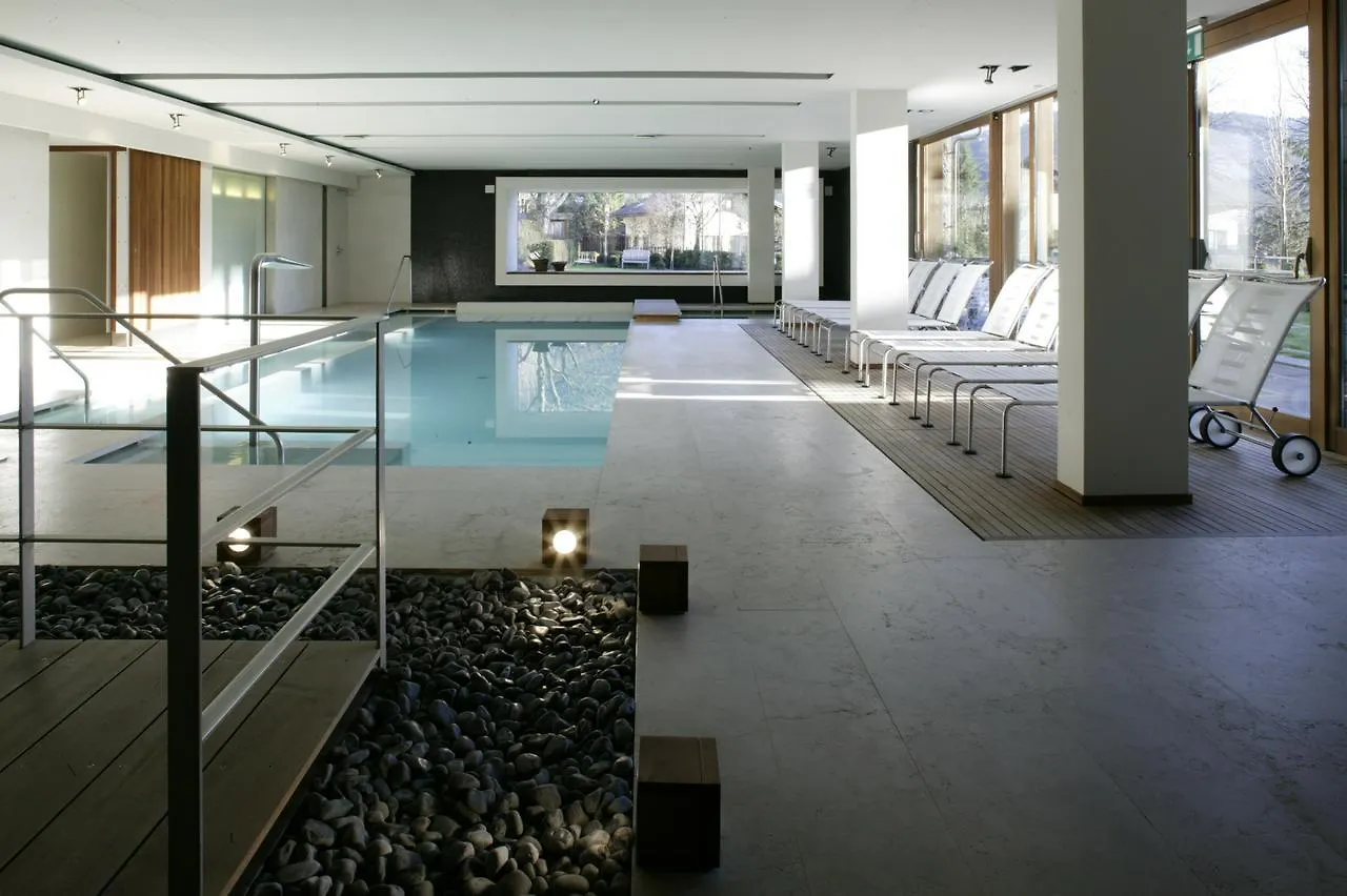Lo Chalet Castione della Presolana Hotell